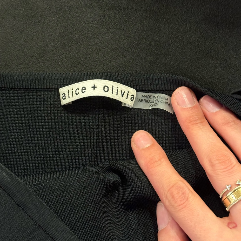 Alice and Olivia black strapless crop top size XS